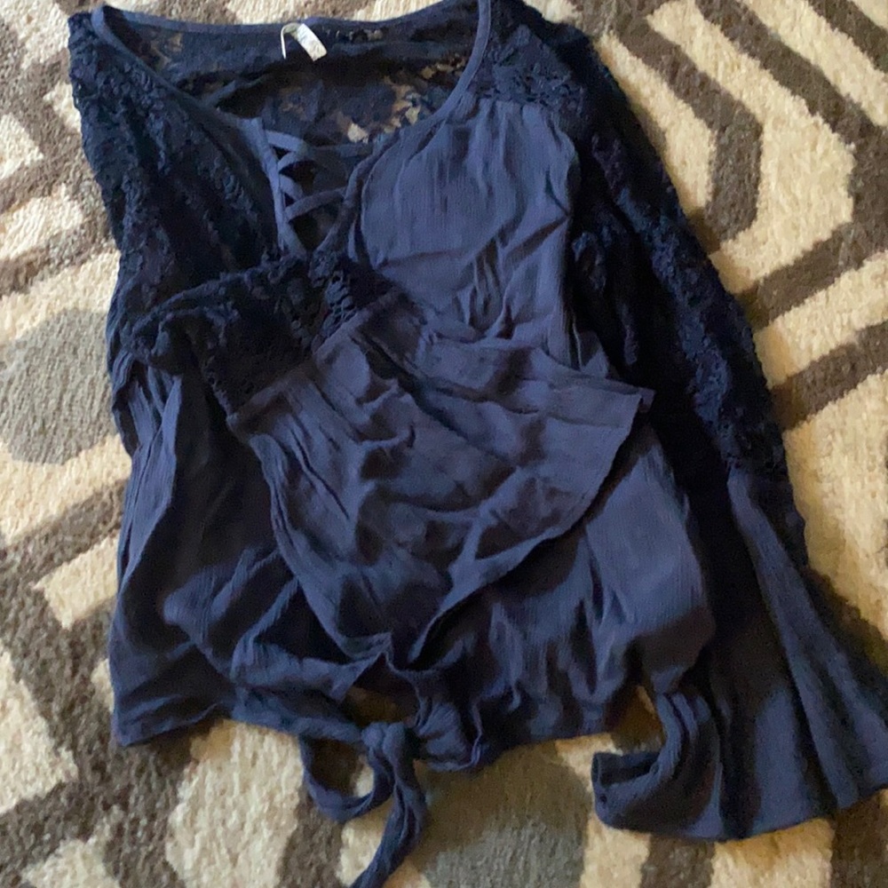 Tie front 3/4 sleeve top